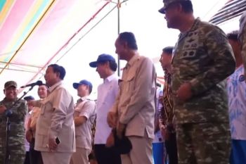 Kepemimpinan  Sarundajang  untuk masyarakat  Indonesia  yang majemuk