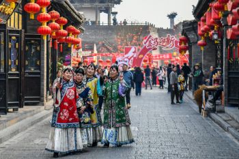 Wisata kota kuno dan budaya imersif jadi tren baru industri rekreasi di China