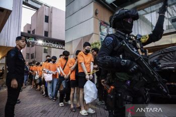 Police bust international online gambling ring in Jakarta