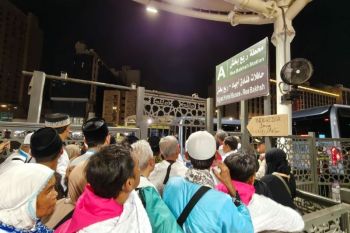 Petugas terapkan buka tutup di Terminal Ajyad jaga keselamatan jamaah