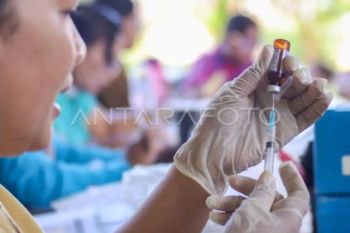 Pemkot Malang perkirakan 11 ribu nakes dan named divaksin campak