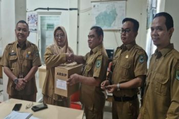 Dishub Kapuas serahkan 39 arsip statis untuk disimpan di LKD