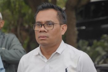 Garut perbaiki jalan di pelosok melalui program Padat Karya
