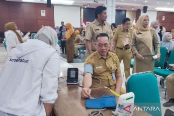 Maksimalkan pelayanan publik, ratusan ASN Pemkot Jaktim ikuti CKG