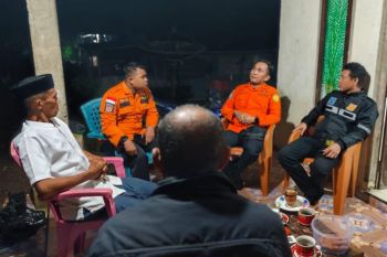 Istri korban terseret arus di Sungai Buakkang Gowa, belum ditemukan