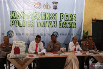 Polres Tanah Datar ungkap kasus perdagangan sisik trenggiling di Batusangkar