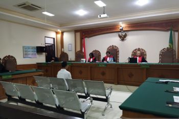 Hakim vonis penjara 3,5 tahun eks pegawai bank korupsi di Karangasem