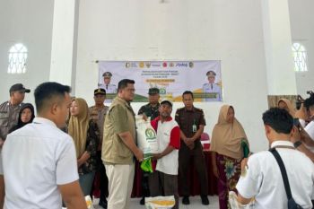 Bulog Tulungagung salurkan bantuan pangan 2026