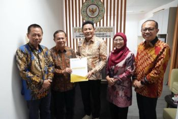 Pemkab Sidoarjo kerja sama Perpukadesi perkuat SDM dan pendidikan