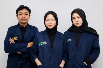 Karya mahasiswa FK UMPR raih kategori poster terinformatif Ajang Nasional PALIAFEST 2026