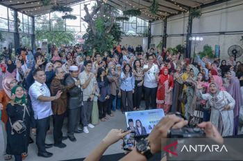 Menkomdigi mengajak orang tua awasi anak bermedsos untuk cegah judol