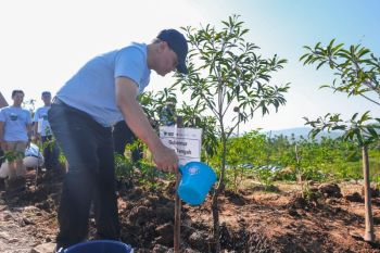 Gubernur Jateng ancam tindak tegas pengusaha tambang nakal