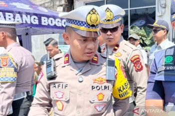 Polres Bogor terapkan one way situasional di Jalur Puncak mulai Kamis