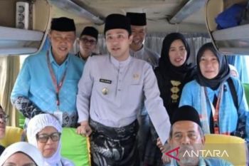 Pemerintah Kota Jambi pastikan pemberangkatan jamaah calon haji berjalan lancar