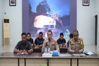 Polisi bongkar tambang emas ilegal di Bonehau Mamuju