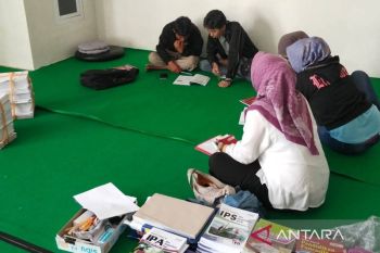 Perpusda Bangka Barat bantu pengembangan kapasitas peserta PKBM