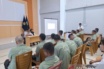LPKA Ambon edukasi dan tingkatkan pemahaman anak binaan akan bahaya seks bebas