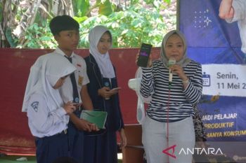 Batang perkuat gerakan literasi "Sak Minggu Sak Buku"