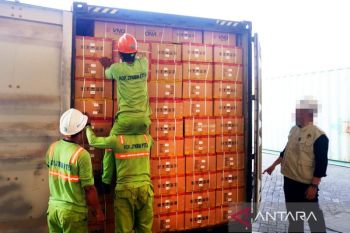 KPK pastikan panggil Blueray Cargo dan Bea Cukai usai sita kontainer