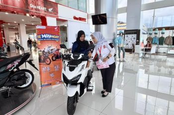 Astra Motor Kalbar tawarkan promo "SeMayNgat" untuk pembelian motor Honda