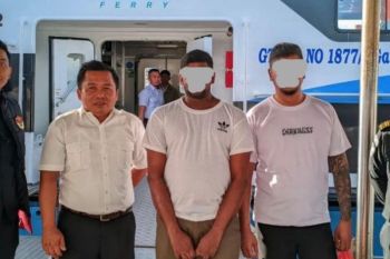 Imigrasi Tanjungpinang deportasi dua WN Malaysia