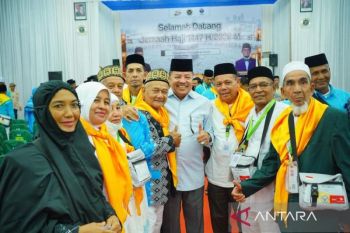 Pemkab Nagan Raya minta calon haji bersatu saat beribadah di Tanah Suci