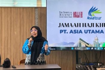 58 jamaah calon haji khusus diberangkatkan dari Bandara Soetta