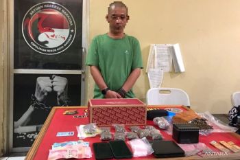 Polresta tangkap pemilik kedai kopi jual paketan ganja Rp1,2 juta