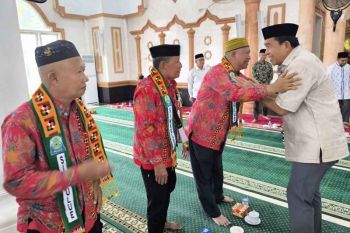 Bupati Simeulue ingatkan jamah calon haji jaga kesehatan