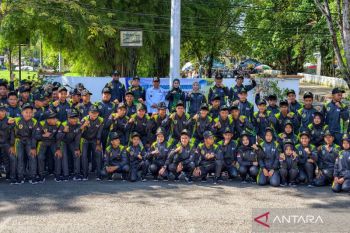 Bupati berangkatkan 134 peserta Kontingen HST ikuti POPDA Kalsel 2026