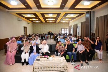 Wagub Gorontalo minta orang tua percaya diri dampingi anak tunarungu