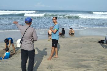 Satpolairud gencarkan patroli pantai antisipasi kecelakaan laut di Garut