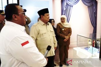 Prabowo berkeliling melihat Museum Marsinah di Nganjuk