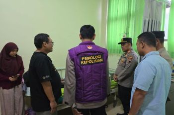 Polres Kudus berikan trauma healing mahasiswa yang terjatuh di Gunung Muria