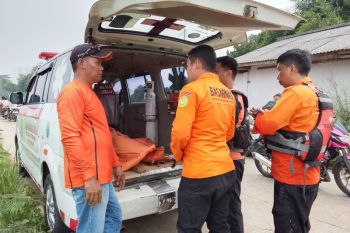 SAR: Pria hanyut di Sungai Cikapundung Bandung ditemukan dalam keadaan tewas
