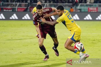 Kalahkan PSM 2-1 secara dramatis, Persib muluskan langkah hattrik juara Liga 1