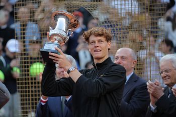 Juara Italian Open 2026, Sinner tuntaskan Career Golden Masters