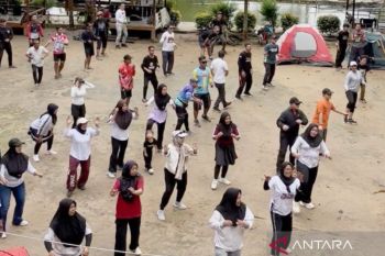 Bupati Kubu Raya kampanyekan wisata lewat berkemah dan olahraga