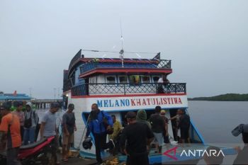 Kelangkaan solar lumpuhkan transportasi air di pesisir Kalbar