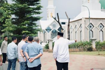 Pemkab Bogor integrasikan  alun-alun, taman dan masjid dorong PKL naik kelas