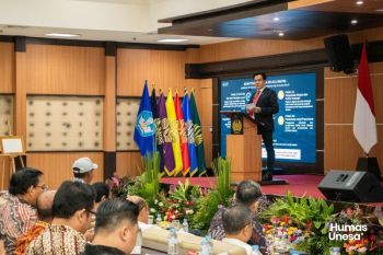 Yusril: Hukum harus adaptif hadapi AI dan "gig economy"