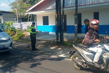 Satu tewas akibat kecelakaan sepeda motor "adu banteng" di Karawang