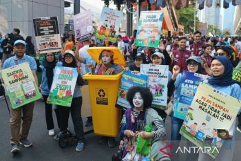 DKI gandeng kader dasawisma ajak warga pilah sampah dari rumah