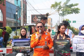 KAI Daop 7 Madiun gandeng milenial edukasi keselamatan KA