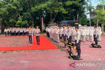 Kapolda baru Brigjen Pol Himawan Bayu Aji disambut dengan upacara Welcome Parade di Polda Sultra