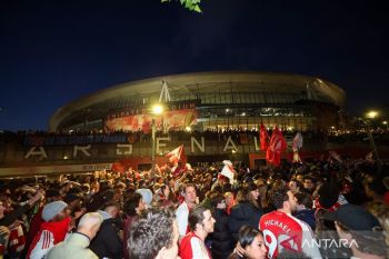 Perubahan menyeluruh kunci sukses Arsenal akhiri puasa trofi Liga Inggris