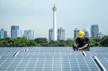 Converting to solar power plants can save up to US$4.18 billion: govt