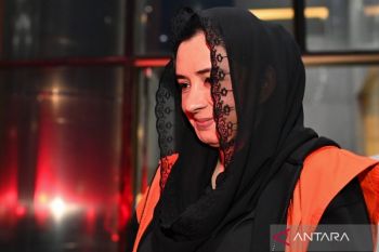 KPK duga Fadia Arafiq pakai uang korupsi untuk beli jam tangan mewah