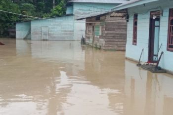 Tiga wilayah di Provinsi Sumatera Utara diterjang bencana banjir