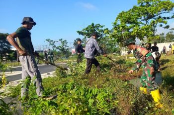 Kodim 1620 Lombok Tengah menggelar aksi sosial di pasar tradisional